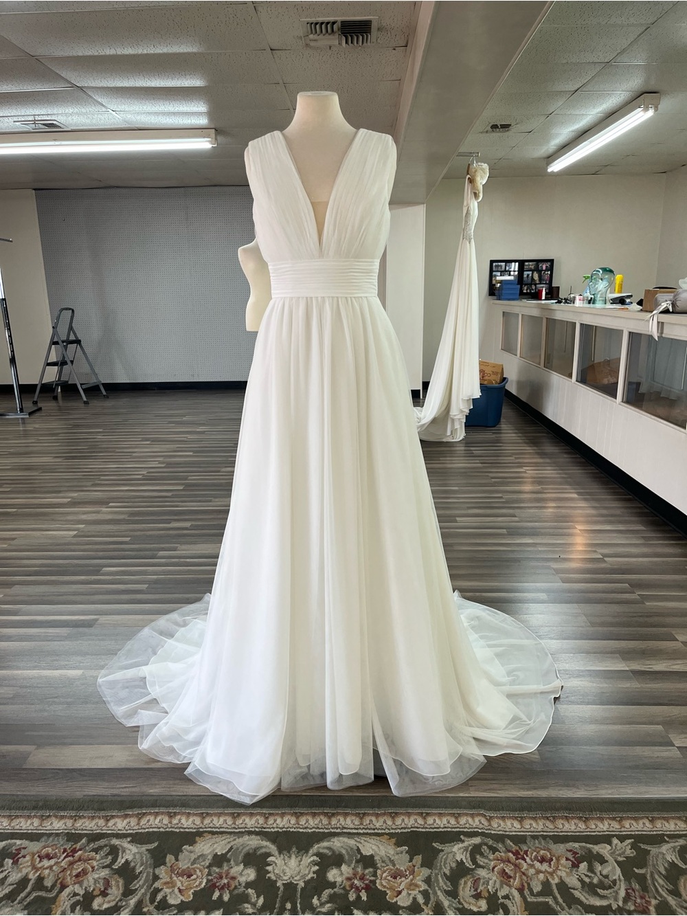 Elegant Ivory V-Neck A-Line Wedding Dress